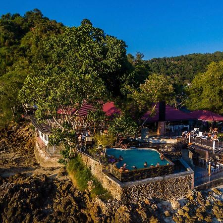Phi Phi Don Chukit Resort Bagian luar foto