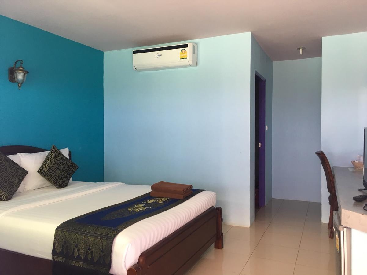 Phi Phi Don Chukit Resort Ruang foto