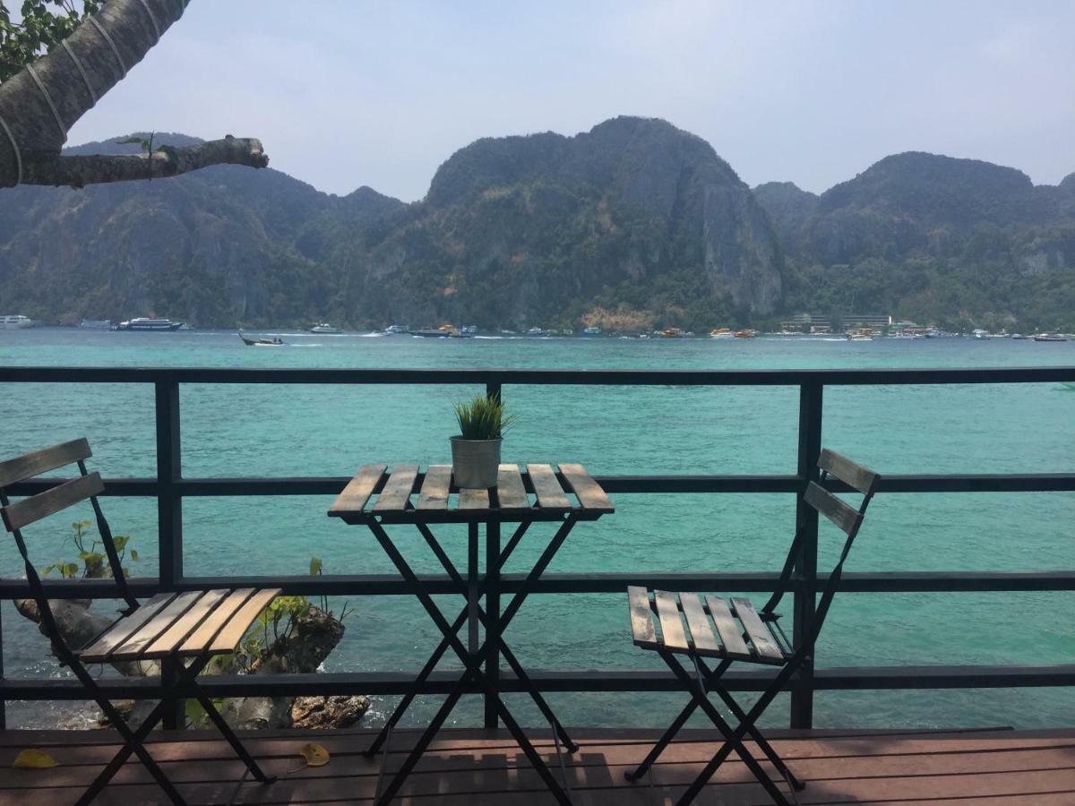Phi Phi Don Chukit Resort Bagian luar foto